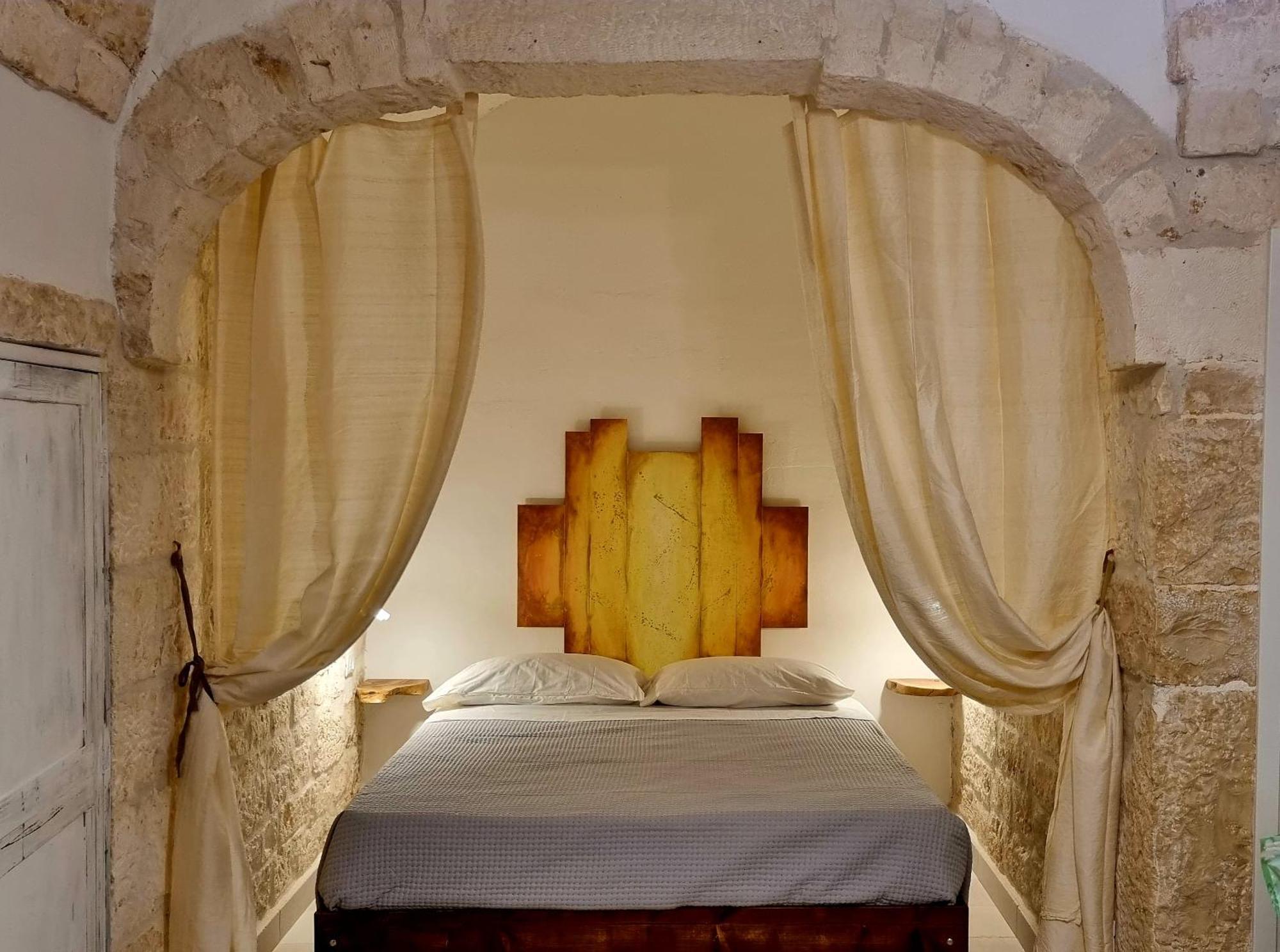 Petra Bianca Luxury Suite Ceglie Messapica Esterno foto